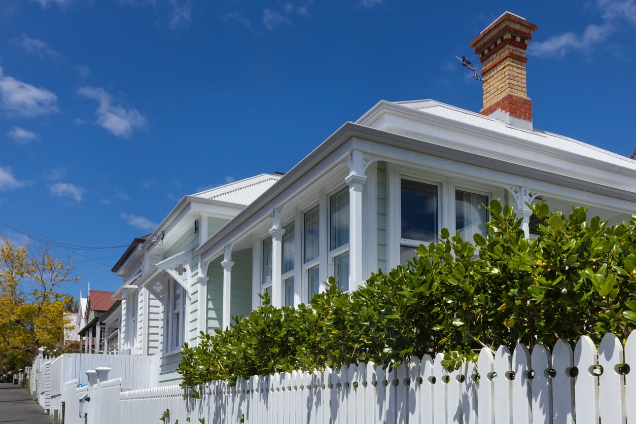 Classic New Zealand villa - choosing the right agent matters